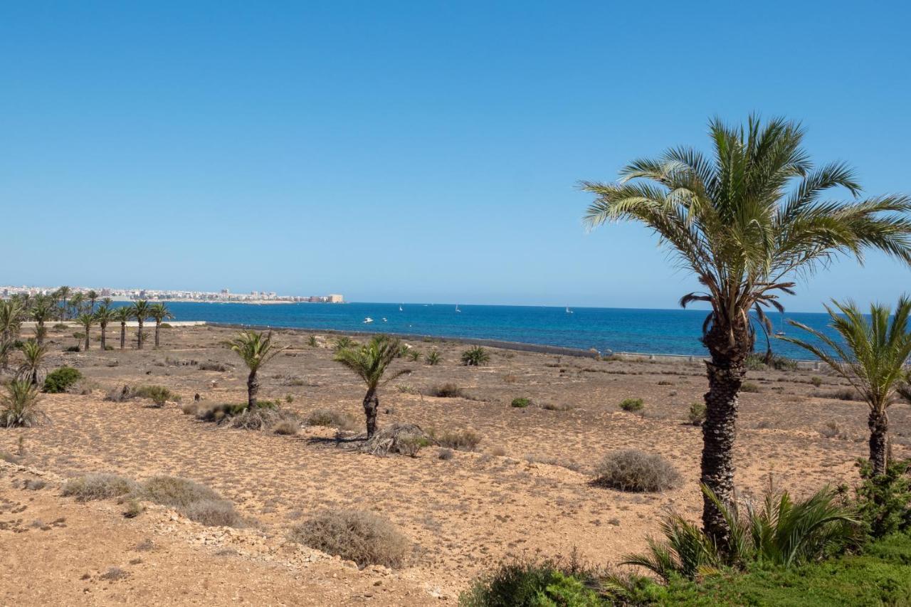 Апартаменти Torrevieja Junto Cala Ferris Екстер'єр фото