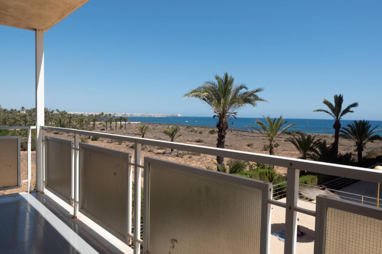 Апартаменти Torrevieja Junto Cala Ferris Екстер'єр фото